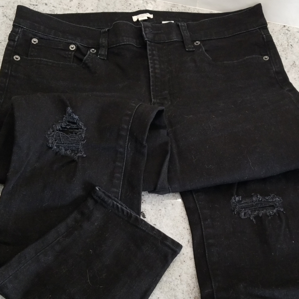 J. Crew 31 Black distressed denim